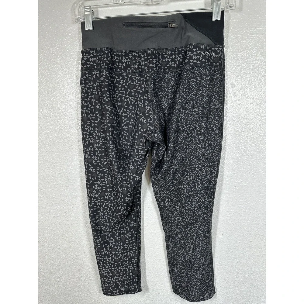 Nike Dri-FIT Pants Womens XS‎ Capri Crop Running Leggings Athletic Printed